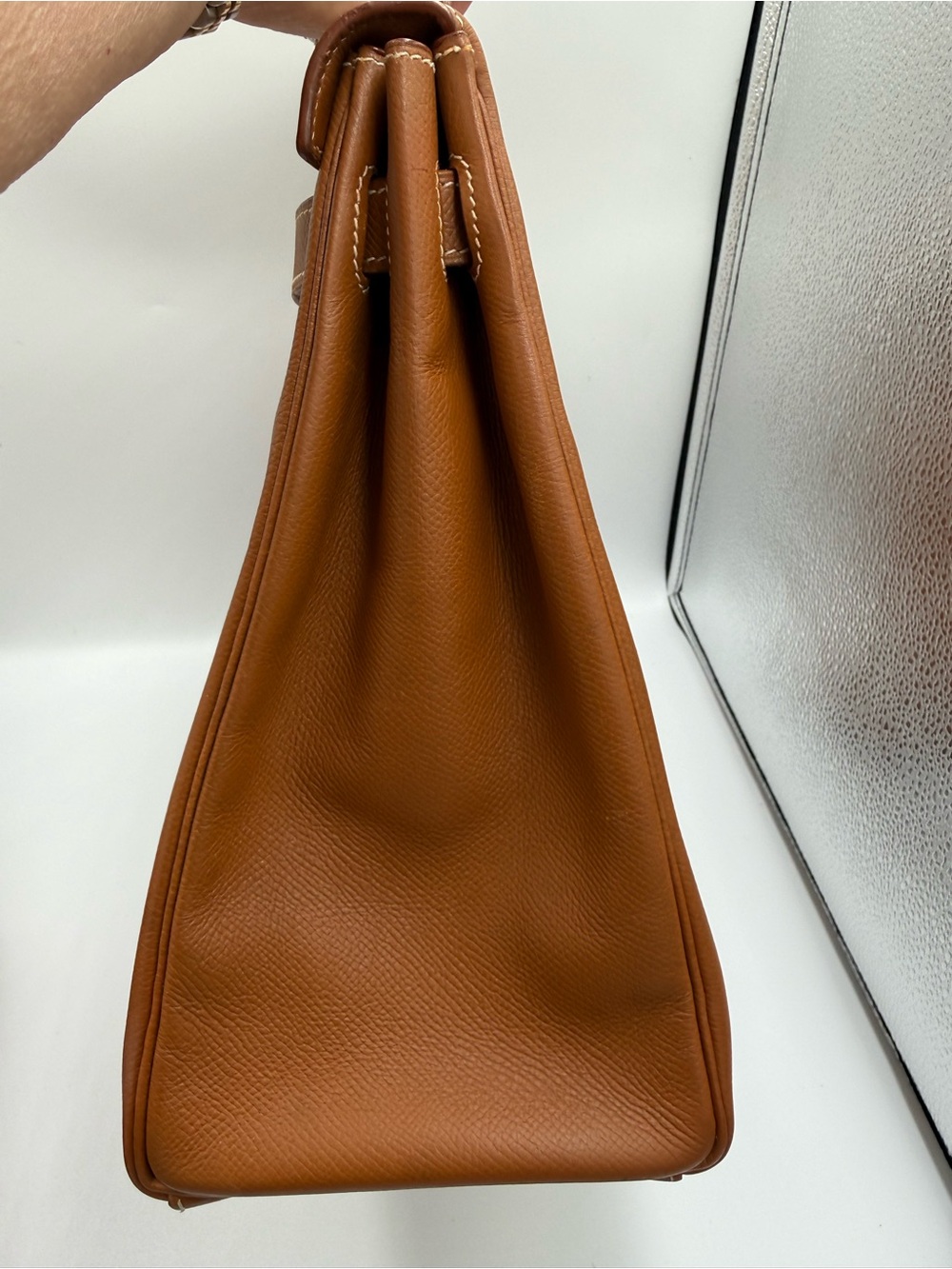 Hermes Kelly 35 Togo Gold Leather Top-Handle Satchel with Gold Hardware - Picture 4 of 16